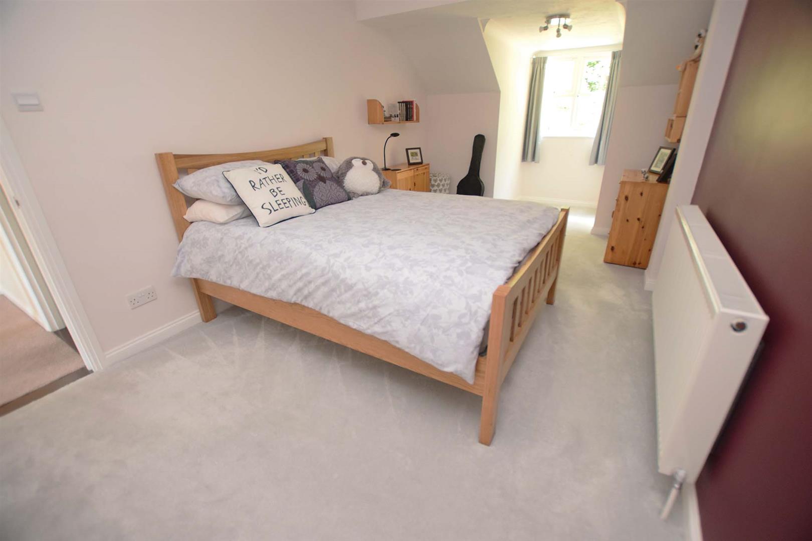 Lamplighters Close, Hempstead, Gillingham Harrisons Reeve Rainham